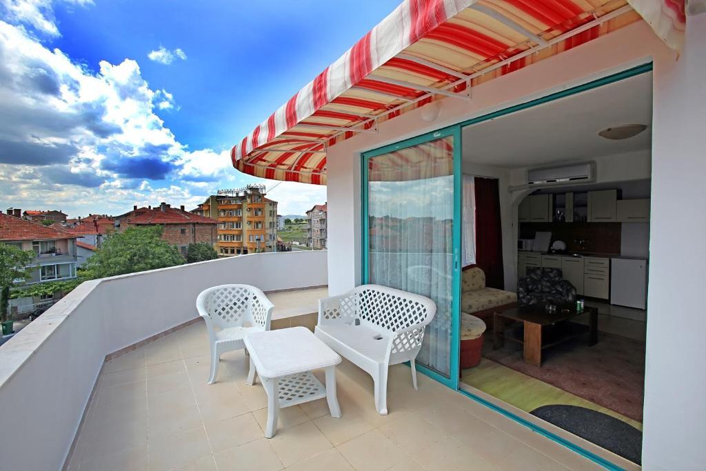 Ravda Bay Guest House Rum bild